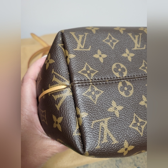 Louis Vuitton Monogram Turenne PM - Picture 7 of 12